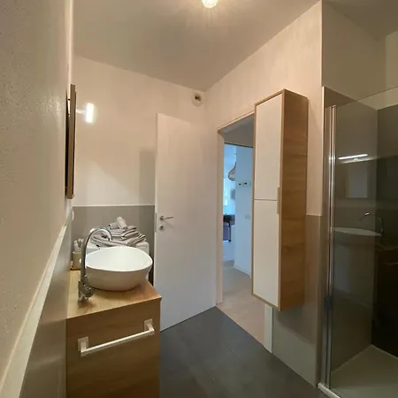 Achi's House Апартаменты Лекко